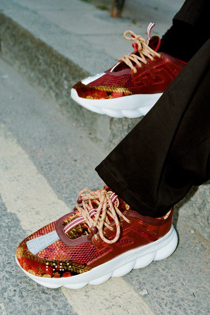 https___hypebeast.com_image_2018_10_versace-chain-reaction-fall-winter-2018-lookbook-08 Photo : Versace